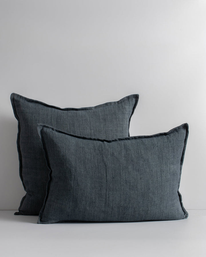 Arcadia Cushion Raw texture is celebrated in stunning natural tones. Handwoven in 100% linen, the Arcadia features a 1cm flange edge, enhancing strength and durability while creating an easy and contemporary aesthetic. The natural charcoal tone and lumbar