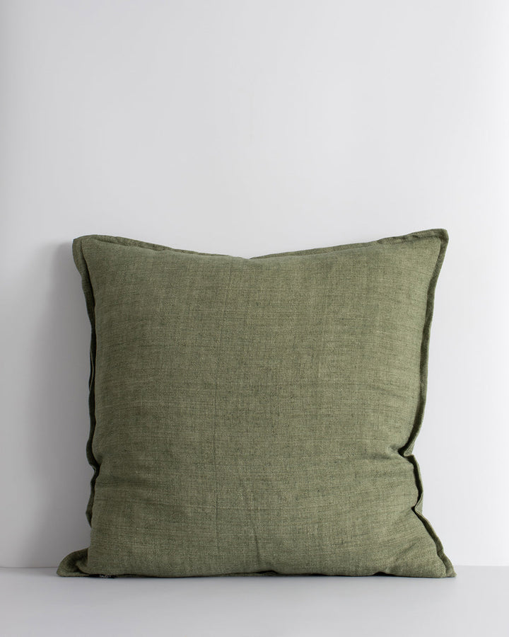 Cassia Cushion Handwoven from medium-weight linen fibres, our Cassia collection exemplifies timeless, contemporary style. Featuring a 1cm flange edge, the refined charcoal tone and gentle surface texture makes this piece perfect for styling pared-back, th