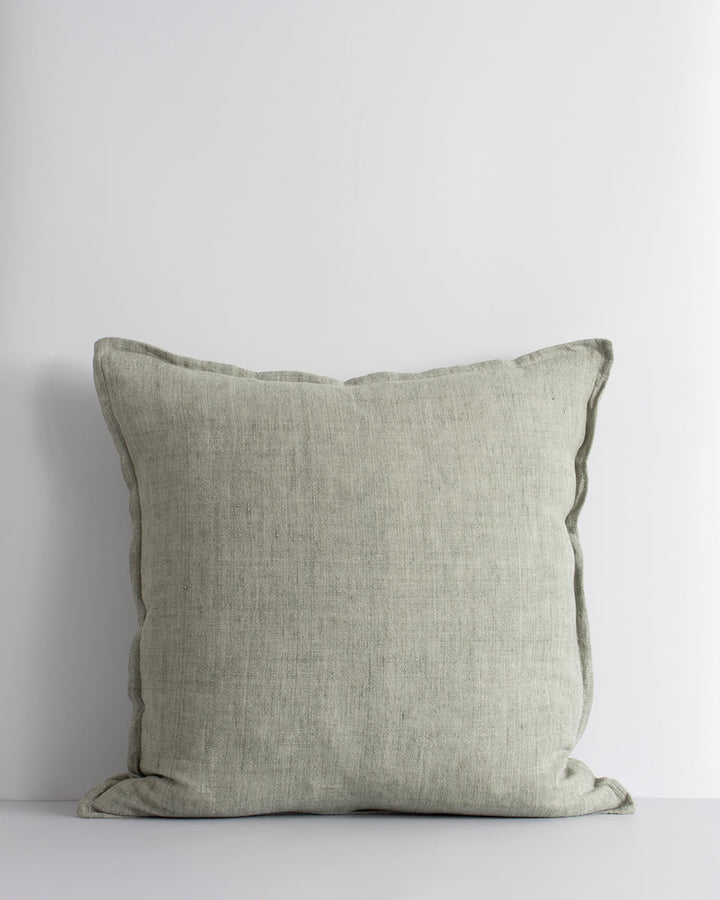 Cassia Cushion Handwoven from medium-weight linen fibres, our Cassia collection exemplifies timeless, contemporary style. Featuring a 1cm flange edge, the refined charcoal tone and gentle surface texture makes this piece perfect for styling pared-back, th