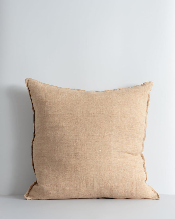 Cassia Cushion Handwoven from medium-weight linen fibres, our Cassia collection exemplifies timeless, contemporary style. Featuring a 1cm flange edge, the refined charcoal tone and gentle surface texture makes this piece perfect for styling pared-back, th