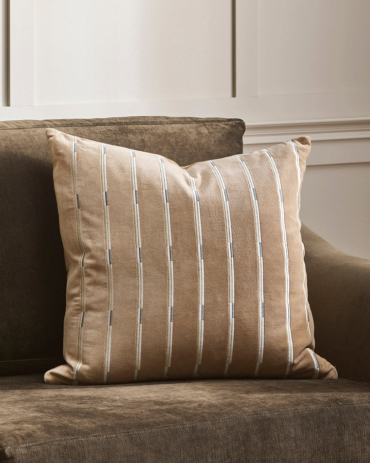 Eden Barley Cushion