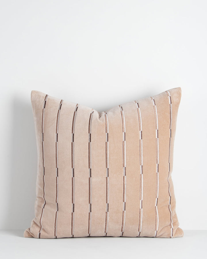 Eden Nougat Cushion