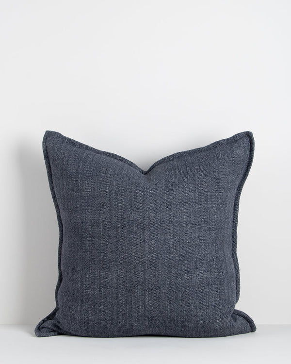 Flaxmill Cushion Enduringly beautiful, the heavy-weight weave of the Flaxmill celebrates the natural texture of raw linen fibres. Featuring a 1cm flange edge, the warm nude tone accentuates its textural qualities and brings an organic, contemporary feel t