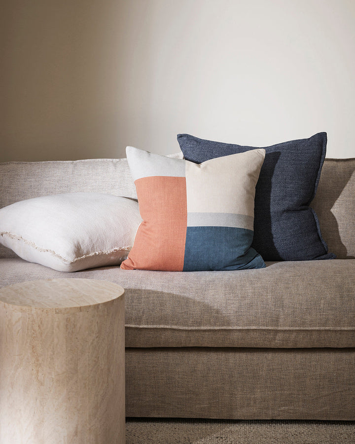 Flaxmill Cushion Enduringly beautiful, the heavy-weight weave of the Flaxmill celebrates the natural texture of raw linen fibres. Featuring a 1cm flange edge, the warm nude tone accentuates its textural qualities and brings an organic, contemporary feel t