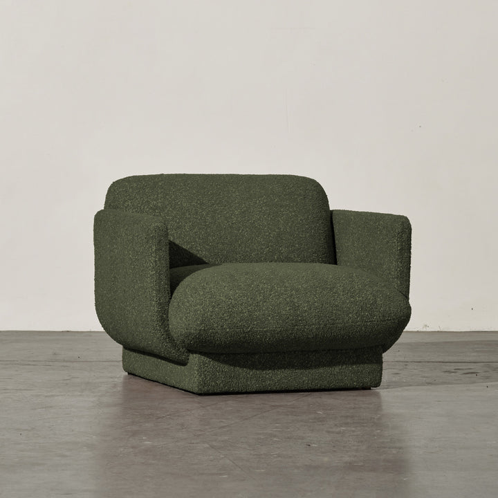 Bonnie Chair The Bonnie Chair is a luxurious and inviting armchair that combines comfort, style, and contemporary elegance. With its generous size, the Bonnie Chair offers ample space for relaxation. For enhanced comfort, the Bonnie Chair features a plush