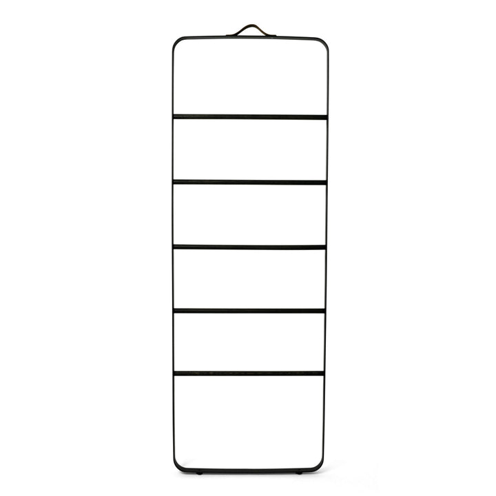 Audo CPH Towel Ladder by Audo Copenhagen - The bathroom series features light, consistent lines with rounded bases, embodying subtle sophistication. The Towel Ladder serves as a versatile, casual furniture piece designed to hold towels and bathroom essent