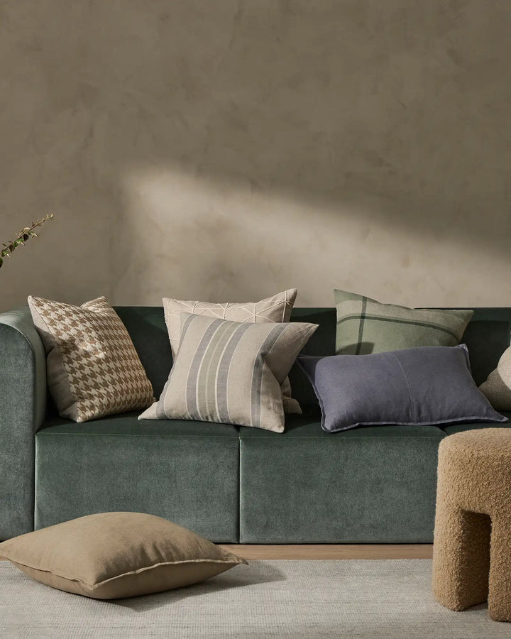 Como Clay Premium Linen Cushion - Warm Elegance Discover Como Clay, a luxurious stonewashed linen cushion in warm brown tones, featuring elegant double stitch French seam.