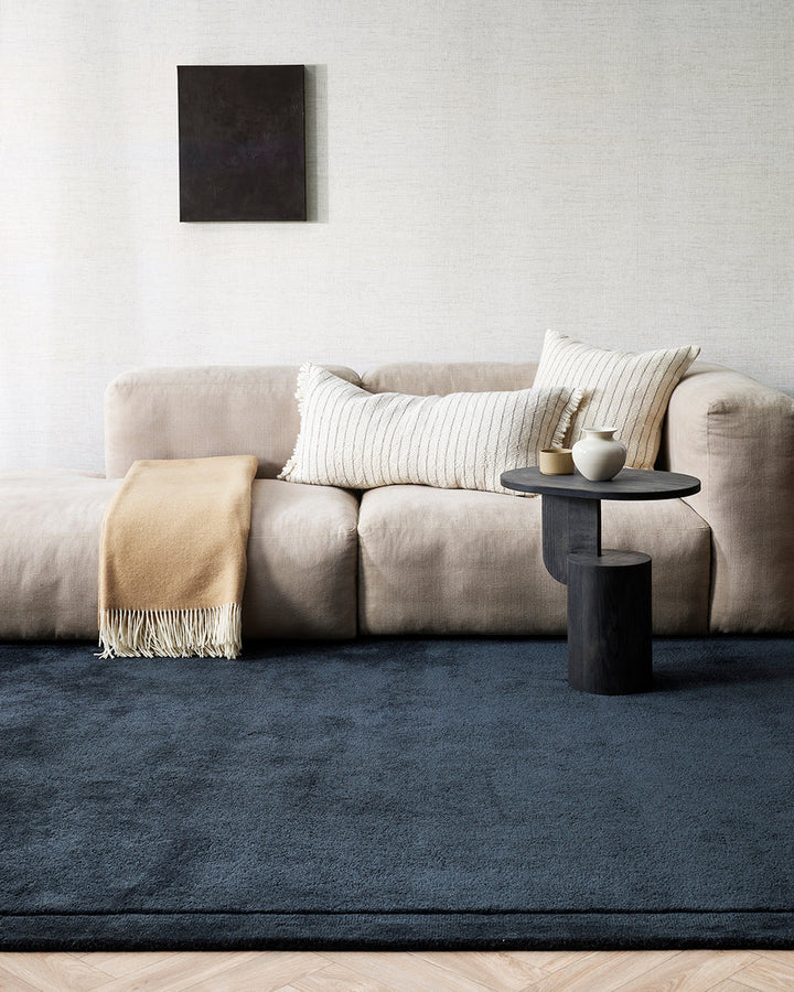 Niseko Milk Long Cushion
