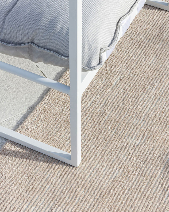 Orakei Floor Rug The Orakei outdoor rug is incredibly versatile, being suitable for both indoor and outdoor spaces. Handwoven from 100% PET fibres (derived from recycled plastic bottles). The hard-wearing nature of the Orakei makes it perfect for busy hou