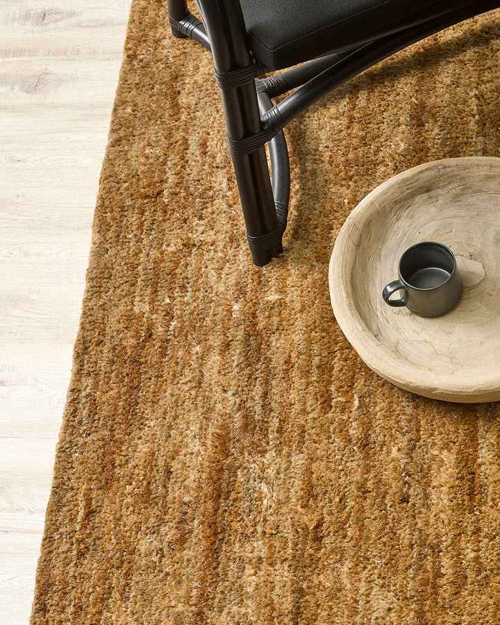 Pampas Floor Rug Add understated style to your interior with the unique beauty of our Pampas floor rug. Hand-knotted from 100% jute, this versatile rug features a generous 20mm pile in muted green tones. Attractive and easy to style, the Pampas creates a