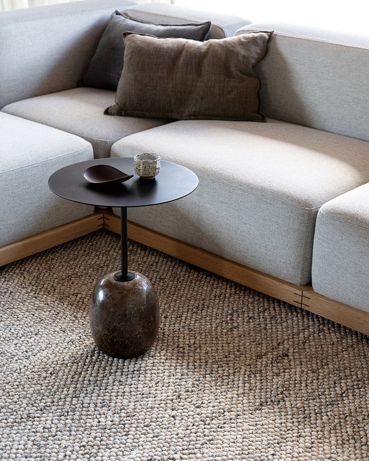 Roxburgh Floor Rug Bring a stylish and sophisticated feel to your space with the textured beauty of our Roxburgh floor rug. Carefully handmade, wool blend fibres are woven into tight bobbles, showcasing the fibreâ€™s tonal blends. An easy addition for any