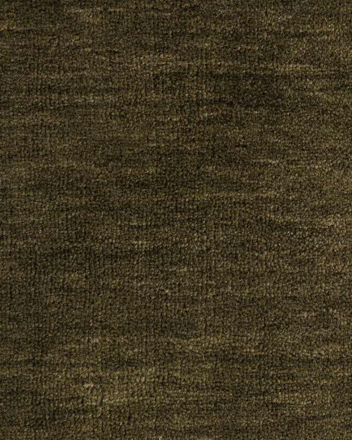 Sandringham Floor Rug Create a sophisticated sanctuary with the dense, sumptuous pile of the Sandringham. Soft and supportive underfoot, this floor rug is handknotted from 100% wool, featuring a cut pile and delicate fringing at both ends. The neutral fog