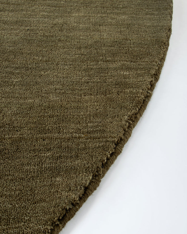 Sandringham Moss Round Floor Rug Baya