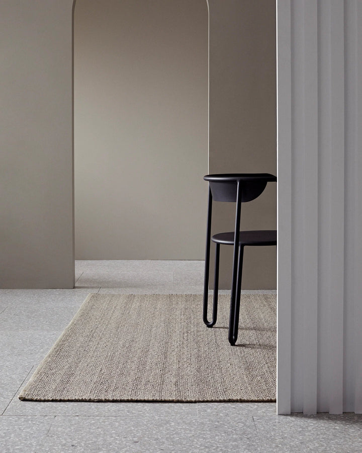Andes Feather One of our most popular rugs, Andes is a hand-woven textured floor rug featuring a ribbed design — the range bringing a coastal vibe with beautiful visual interest. Made from 50% Wool and 50% Cotton, Andes uses chunky spun wool yarn and warp