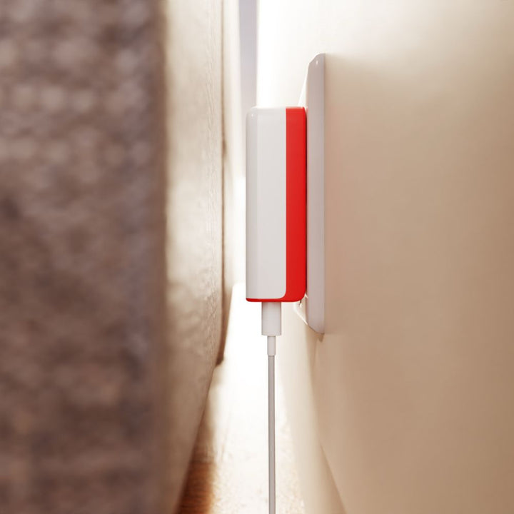 Twelve South PlugBug with Find My: Travel Charger