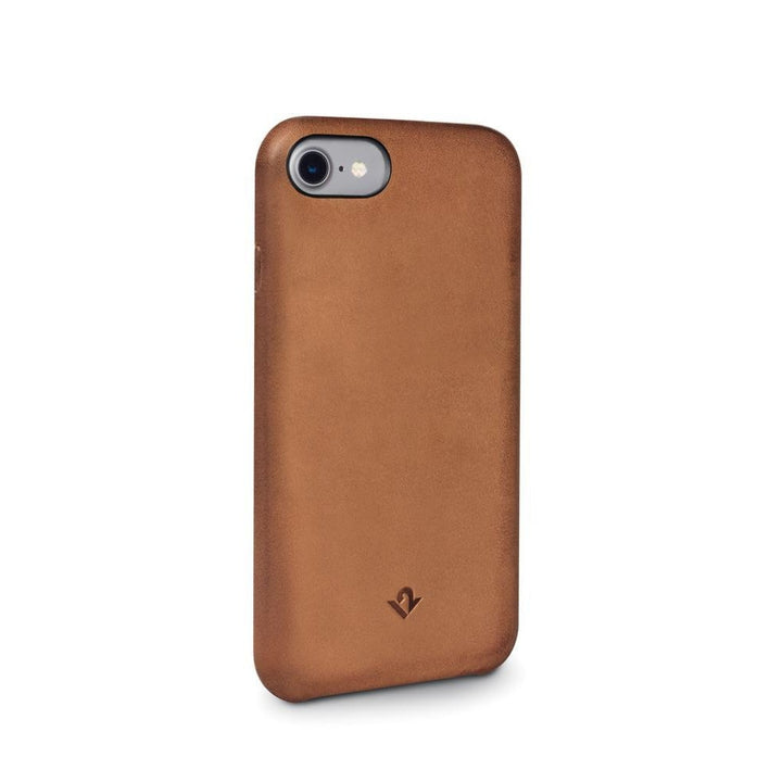 Buy online & save Relaxed Leather case - iPhone 7/8 - Cognac |Twelve South |BEON.COM.AU Finally, an iPhone case that matches you. Inspired by the laid-back luxury of burnished leather boots and crafted in rich colour tones, RelaxedLeather cases deliver smart, easy protection for your iPhone 7/8. Each genuine leather case is completely unique thanks to hand burnishing along the edges... Twelve South at BEON.COM.AU