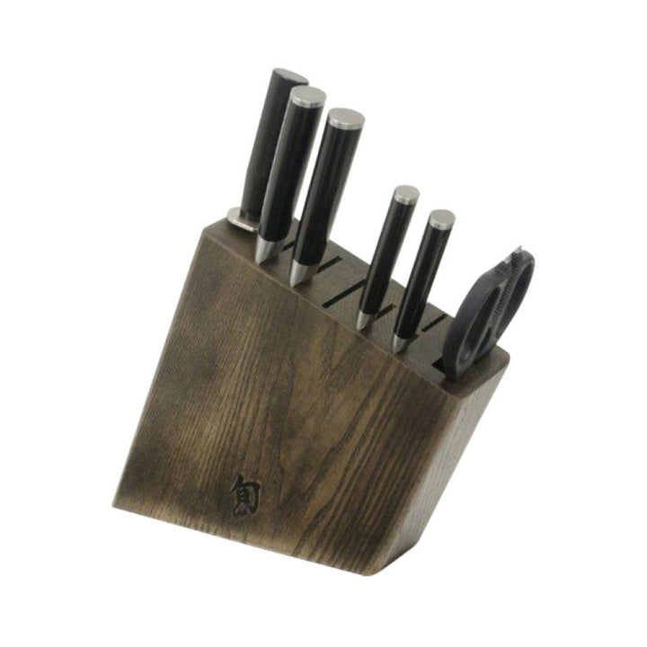 Buy online & save Shun Kanso Classic 7 Piece Knife Block Set |Shun |BEON.COM.AU The superior handcrafted classic knife block set by Shun. Hand crafted and made in Seki city, famous for being the sword centre of Japan, this set of knives is built for comfort and superior balance. The manufacturing process for these knives is the same method to how traditional samurai swords a... Shun at BEON.COM.AU