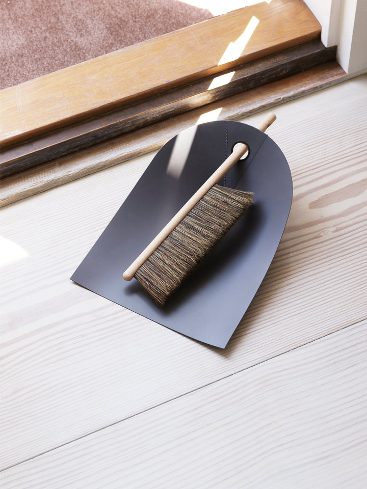 NORMANN COPENHAGEN | Dustpan & Broom - Dark Grey | Dustpan & Broom | BEON.COM.AU
