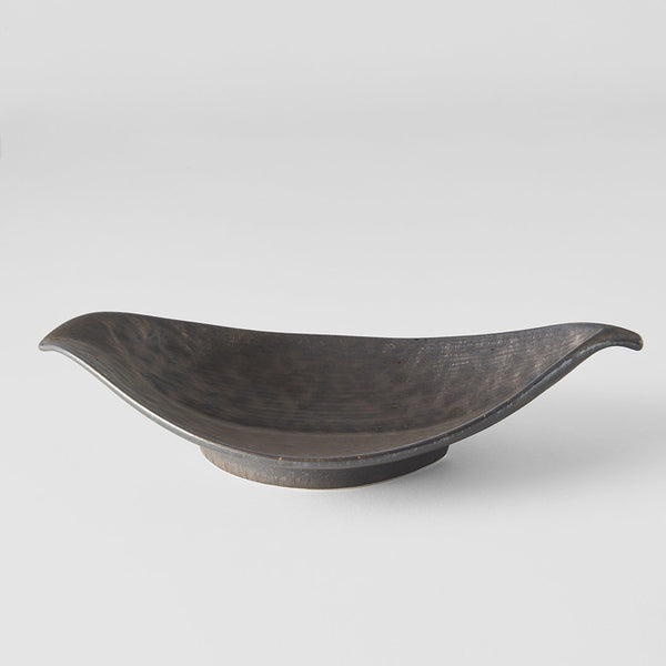 Save on Deep Bronze Ikebana Leaf Shape Bowl Made in Japan at BEON. 26cm length x 15cm width x 5.5cm height Ikebana leaf shape in deep bonze design. This beautiful Ikebana leaf shape bowl can be used as a decorative piece or bring out on special occasions. Handmade in Japan