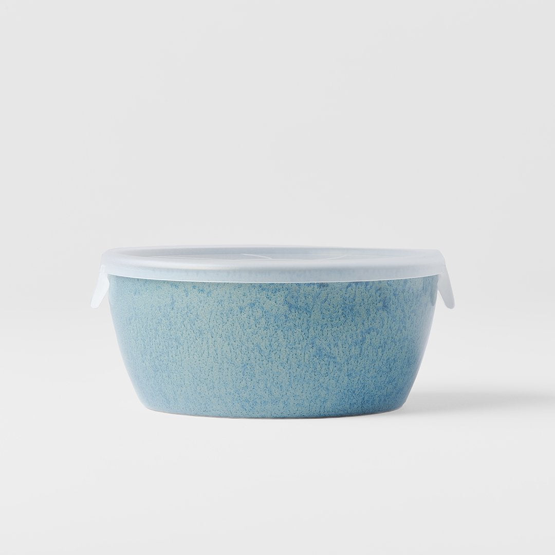 Save on Peacock Small Bowl with Lid Made in Japan at BEON. 13cm diameter x 6cm height Small Bowl with Lid in Peacock design The perfect size bow to store small amounts of leftovers or take your lunch or snacks to work or for a picnic. Dishwasher & Microwave safeHandmade in Japan