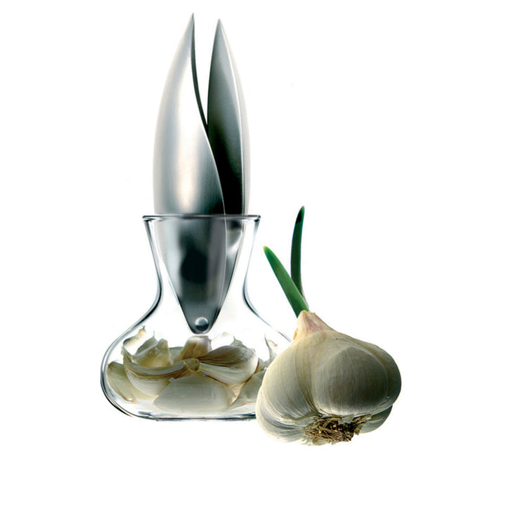 Buy online & save Garlic Press with Glass Storage |Eva Solo |BEON.COM.AU Stainless steel garlic press with perfectly fitted, hand-blown glass storage container. When stored, the press and container mimic the shape of a garlic head. Features: Garlic press with glass storage container Easy to use Dishwasher-safe Dimensions: 22.4cm L x 10.4cm diameterMaterial: Stainless ... Eva Solo at BEON.COM.AU