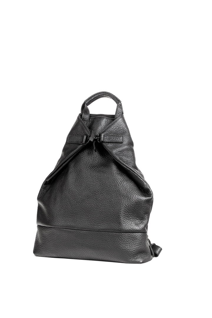 Buy online & save Kopenhagen X-Change Bag | L |Jost |BEON.COM.AU The Jost Kopenhagen X-Change Large is a leather bag made in Europe from premium European leathers and fabrics. 3 in 1 bag that can be worn as a backpack, shoulder bag and handbag Made in coarsely milled cow hide Main compartment fits A4 documents, closes with zipper and carabiner Back zip pocket ... Jost at BEON.COM.AU