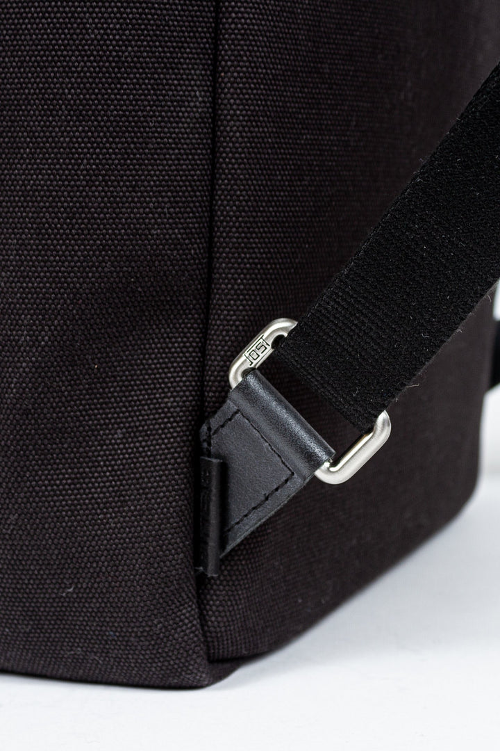 Buy online & save Lund Rolltop Backpack | Black |Jost |BEON.COM.AU The Jost Lund range are sturdy canvas bags with full grain leather trims, all made in Europe from premium European leathers and fabrics. Bags Jost at BEON.COM.AU