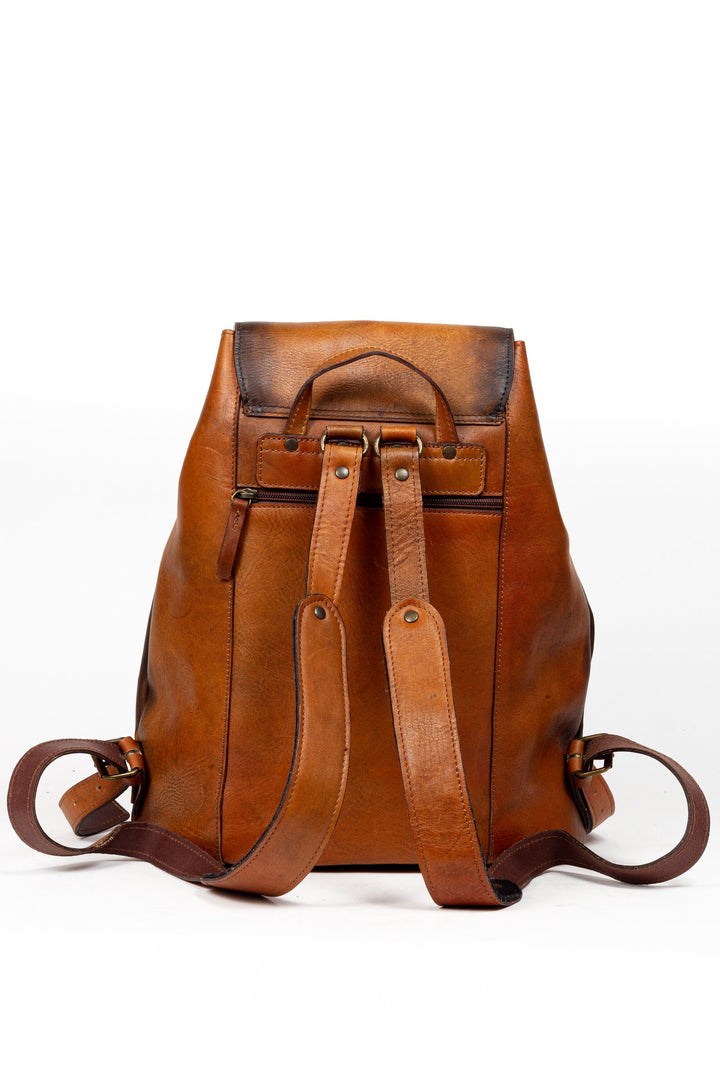 Buy online & save Randers Heritage Backpack | Cognac |Jost |BEON.COM.AU The Jost Randers Heritage Backpack is a leather bag made in Europe from premium European leathers and fabrics. Cowhide Spacious main compartment, can fit A4 documents Drawstrin closure and snap closure on the flap Mobile phone holder, plug-in, zipped pocket and 2 pen loops Front pocket with flap ... Jost at BEON.COM.AU