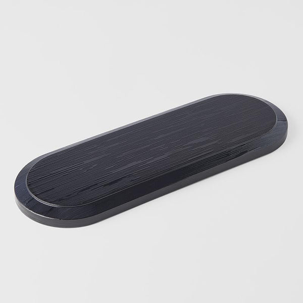 Save on Bento Box Oval Lid Made in Japan at BEON. 37.5cm length x 13.5cm width x 2cm height Oval Bento Box Lid Black with Red Inner Use as a lid for the oval bento box. Can be used as a tray to serve sushi, dumplings and spring rolls. Pair with the oval bento box to make a complete bento box. Made in Japan