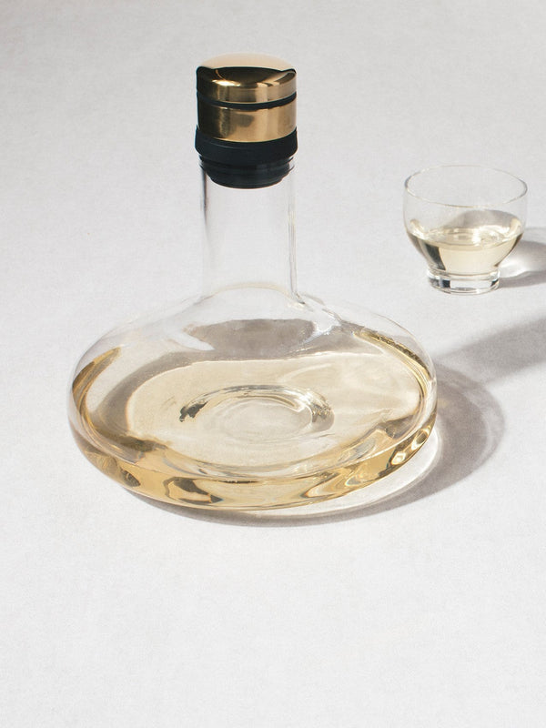 Buy Menu Wine Breather Carafe, Deluxe Serving Carafe by Audo Copenhagen ( MENU ) | at BEON.COM.AU