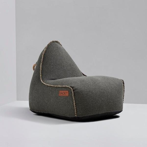 BEON.COM.AU Multi-functional beanbag chair in Danish design                 Always comfortable - for indoor and outdoor use The vintage RETROit is the only beanbag on the market where you can sit down holding a cup of coffee in one hand and a book in the other – and still sit comfortably! With RETROit we hav... Sackit Australia at BEON.COM.AU