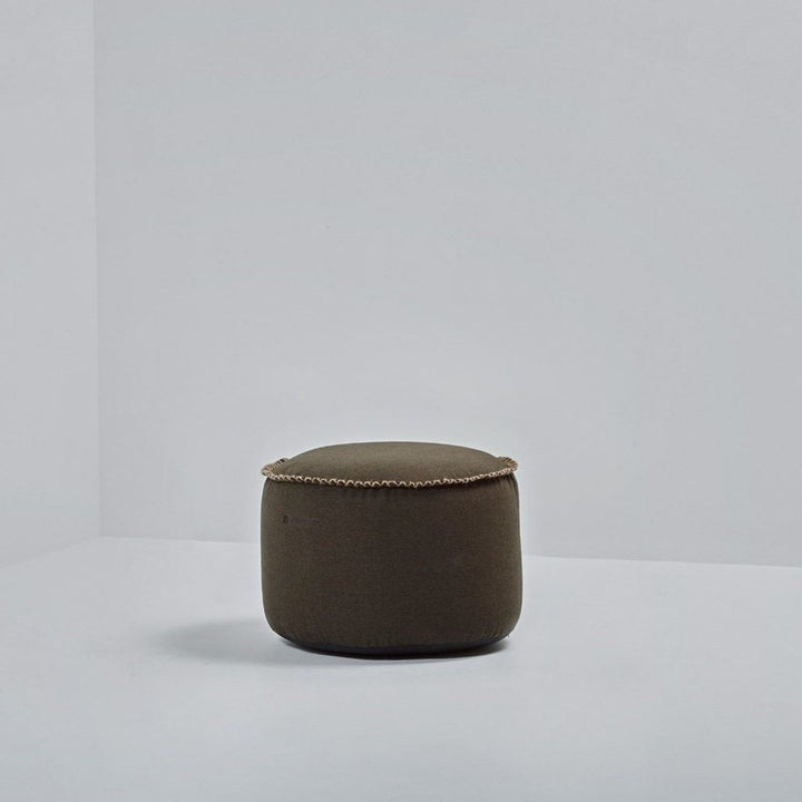 Buy online & save Retro it Medley Drum |Sackit Australia |BEON.COM.AU RETROit Medley Drum – luxurious comfort! Use the RETROit Medley Drum as the extra seat in the living room, the corridor or in the bedroom – or use it together with your recliner or the sofa to rest your feet on.You get a piece of high-end furniture made from the finest material to guarantee you a... Sackit Australia at BEON.COM.AU