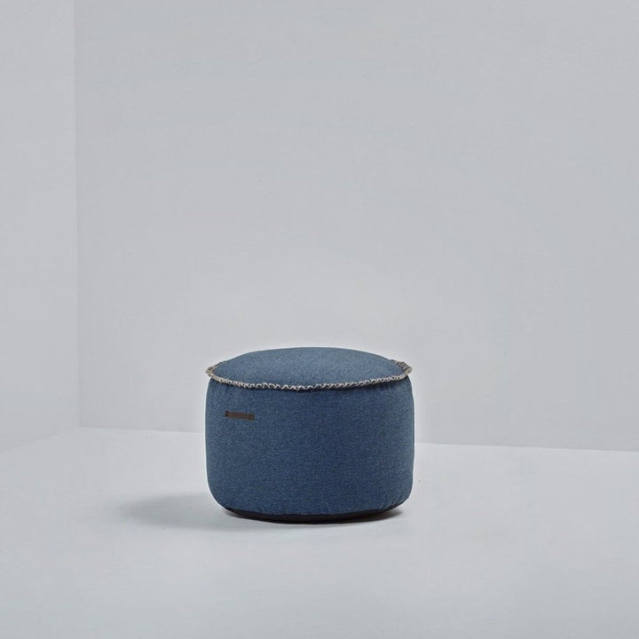 Buy online & save Retro it Medley Drum |Sackit Australia |BEON.COM.AU RETROit Medley Drum – luxurious comfort! Use the RETROit Medley Drum as the extra seat in the living room, the corridor or in the bedroom – or use it together with your recliner or the sofa to rest your feet on.You get a piece of high-end furniture made from the finest material to guarantee you a... Sackit Australia at BEON.COM.AU