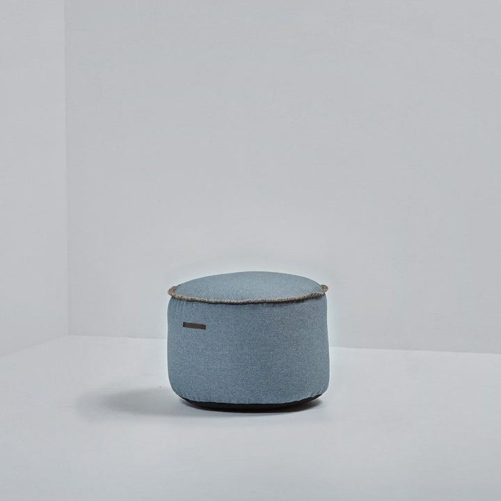 Buy online & save Retro it Medley Drum |Sackit Australia |BEON.COM.AU RETROit Medley Drum – luxurious comfort! Use the RETROit Medley Drum as the extra seat in the living room, the corridor or in the bedroom – or use it together with your recliner or the sofa to rest your feet on.You get a piece of high-end furniture made from the finest material to guarantee you a... Sackit Australia at BEON.COM.AU