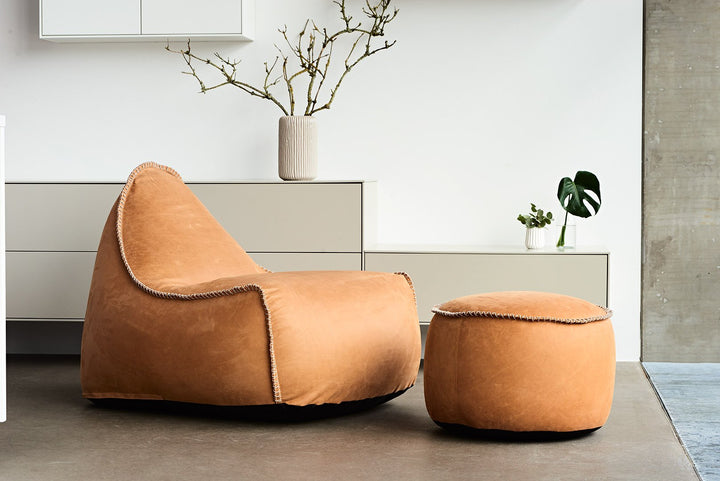 Buy online & save Retro it Dunes Chair |Sackit Australia |BEON.COM.AU RETROit in exclusive leather RETROit Dunes gives you the well-known comfort of the RETROit chair combined with a beautiful natural leather of the finest quality. RETROit Dunes is a lounge chair with unique Danish design that compliments your home with warmth and edgy details – nice!The high-quali... Sackit Australia at BEON.COM.AU