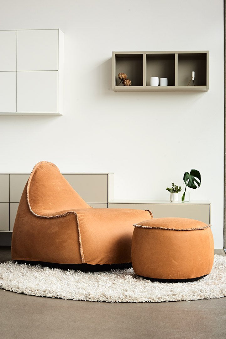 BEON.COM.AU RETROit in exclusive leather RETROit Dunes gives you the well-known comfort of the RETROit chair combined with a beautiful natural leather of the finest quality. RETROit Dunes is a lounge chair with unique Danish design that compliments your home with warmth and edgy details – nice!The high-quali... Sackit Australia at BEON.COM.AU