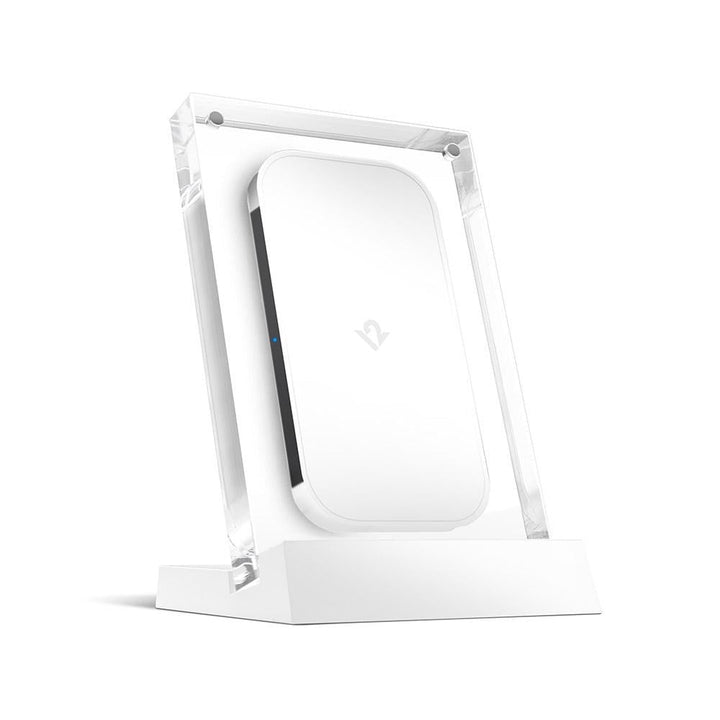 Buy online & save PowerPic Mod - White |Twelve South |BEON.COM.AU Wireless charging never looked so good. PowerPic mod is a world-class wireless phone charger with a design as radical as wireless charging itself. With a mix of modern elegance and versatile charging options, PowerPic mod charges all phones, including phones in cases, with an aesthetic that looks... Twelve South at BEON.COM.AU