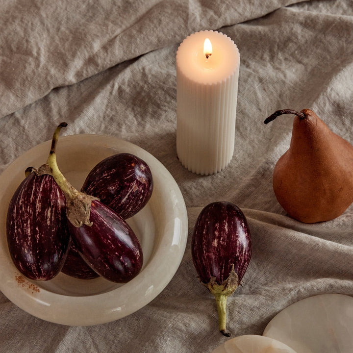 Flow Bowl Accessories Available at BEON | The Flow Bowl is crafted from natural stone with an organic curve on the edge. It is ideal for home decoration. Style it on the console, coffee table or shelf with flowers or ornaments; Or enjoy it with nuts, cook