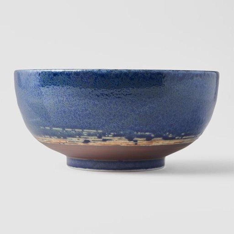 Save on Azure Large Round Deep Bowl Made in Japan at BEON. 19cm diameter x 9.5cm height Large round deep bowl in Azure design. Handmade in Japan. Microwave and dishwasher safe.