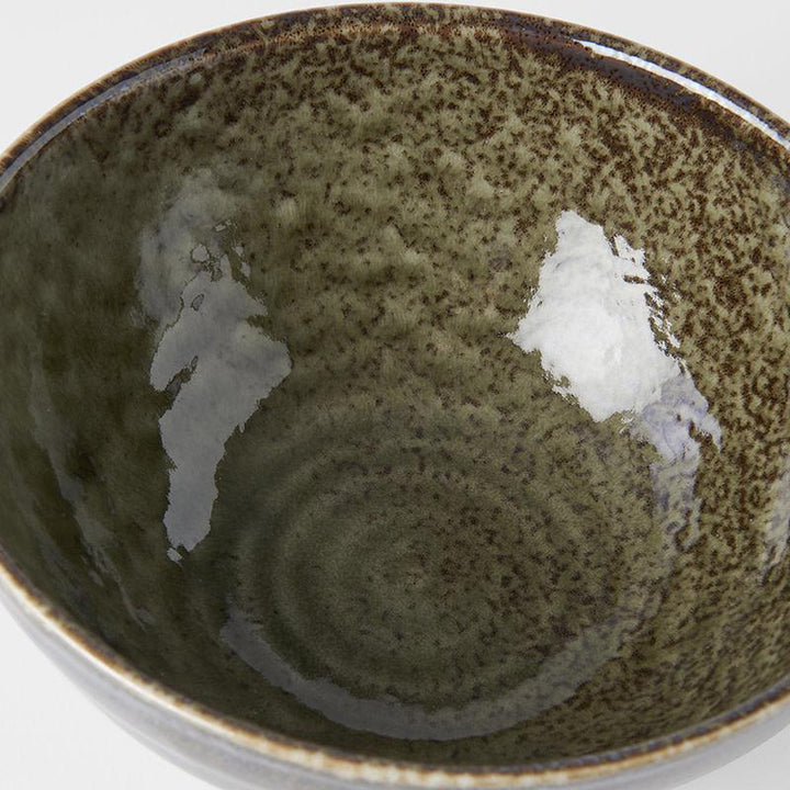 Save on Sage Large U Shape Bowl Made in Japan at BEON. 18cm diameter x 9cm height Large U shape bowl in Sage design. This beautiful bowls deep shape makes it perfect for soups, curries, pasta and risottos Handmade in Japan.Microwave and dishwasher safe.