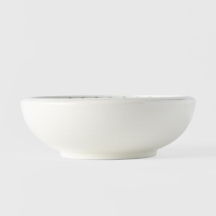 Save on Focus White Rounded Bowl Made in Japan at BEON. 17cm diameter x 6cm height Rounded Bowl in Focus design This beautiful rounded bowl is perfect for everyday use or bring out on special occasions Handmade in Japan.Microwave and dishwasher safe