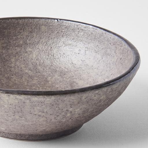 Save on Earth Small Shallow Bowl Made in Japan at BEON. 13cm diameter x 4.5cm height Small Shallow Bowl in Earth design. The Earth range features a unique glaze with rustic tones with a focus on simple texture. When turned toward to the light, it shimmers silver. This small shallow bowl is the perfect size for sauces, dips, snacks or your favourite set dessert Handcrafted in Japan.Microwave and dishwasher safe.