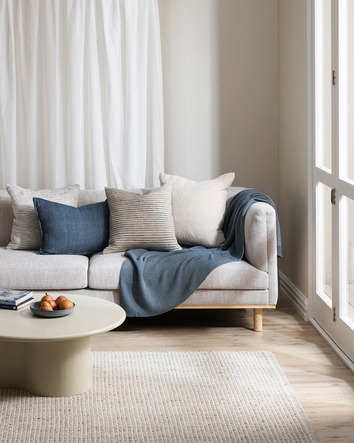 Devon Throw Retreat into the comfort of this calming, sage toned throw. A classic and versatile accessory to any room, the contemporary design of the Devon offers an unparalleled sense of comfort and style. Knitted from 100% organic cotton, the medium wei