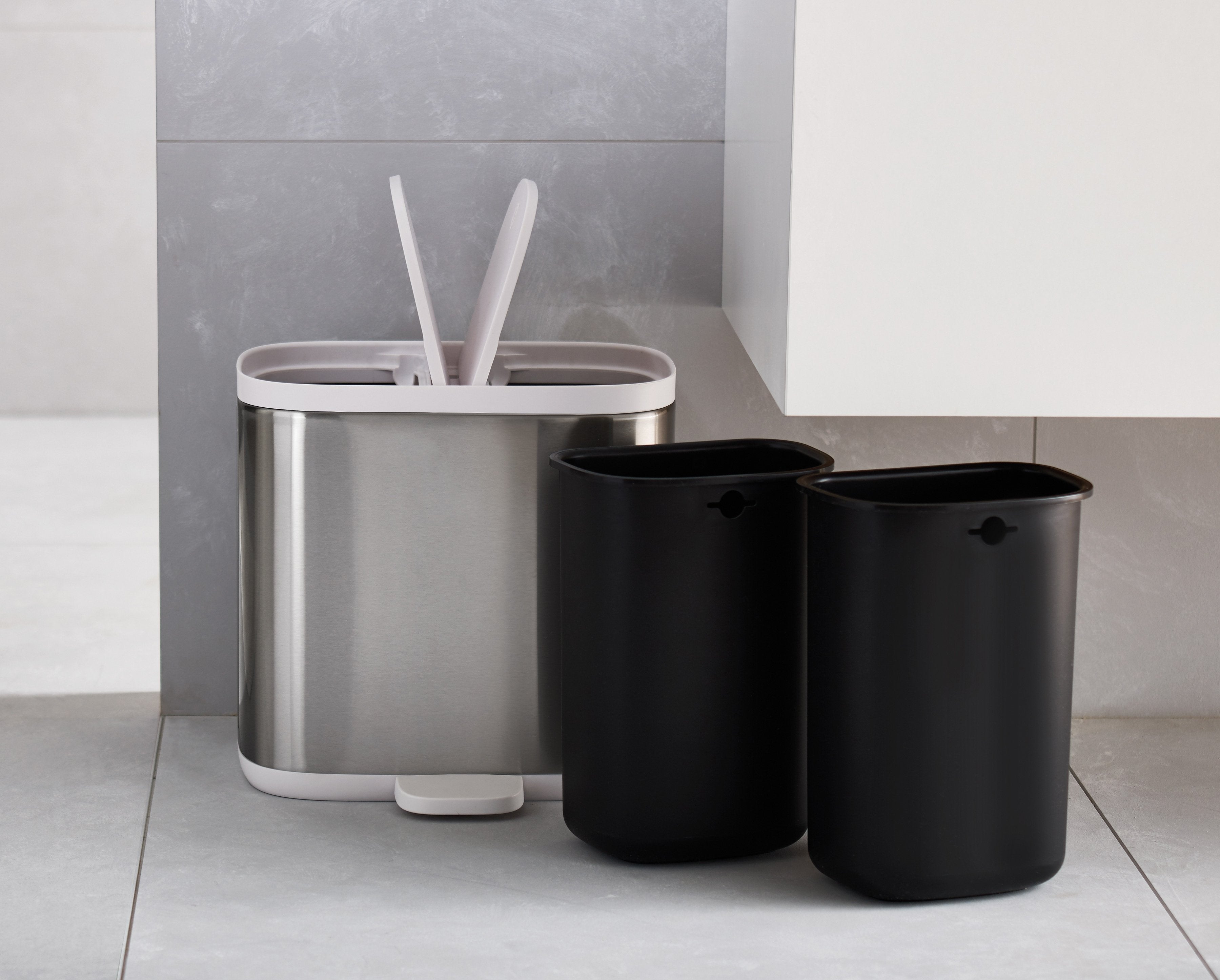 BEON.COM.AU  This stylish small space bin has two compartments so you can easily separate your general waste and recycling in more rooms of your house.  Split compartments allow you to separate waste and recycling Removable inner buckets for easy emptying Inner buckets made from recycled plastic Liner retain... Joseph Joseph at BEON.COM.AU