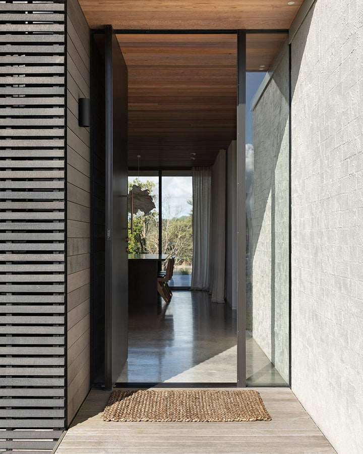 Lorne Entrance Mat Elevate your doorstep with the natural tone and texture of the Lorne entrance mat. Handwoven from durable jute, the understated design seamlessly blends style and functionality, creating a relaxed and welcoming entrance to your home. Au
