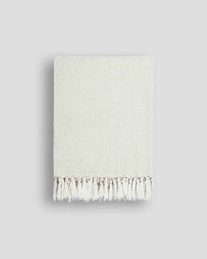 Millhouse Throw Handwoven using linen fibres that have been carefully batch-dyed to our specifications, the Millhouse’s minimal design and natural, earthy tone adds a sense of timeless elegance to spaces. Rich in character and texture, each piece is finis