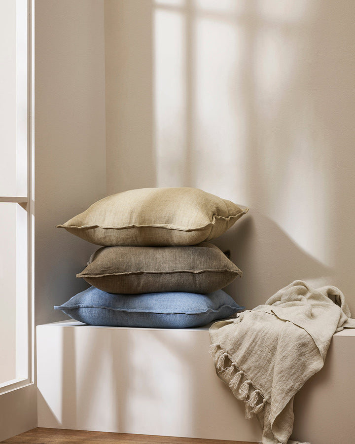 Millhouse Throw Handwoven using linen fibres that have been carefully batch-dyed to our specifications, the Millhouse’s minimal design and natural, earthy tone adds a sense of timeless elegance to spaces. Rich in character and texture, each piece is finis