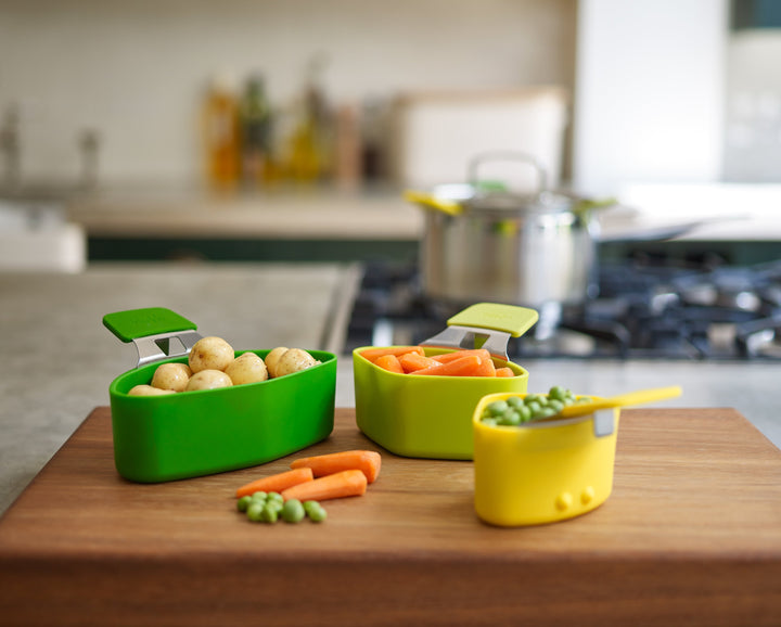 Buy online & save Nest™ Steam 3-piece Steaming Pod Set | BEON.COM.AU  Steam your way to a healthier lifestyle with this in-pan steaming pod set, the individual pods let you steam a variety of foods at the same time and can be stacked together to save space in your cupboards.  Individual pods allow different foods to be steamed separately Integrated pan hooks Compa... Joseph Joseph at BEON.COM.AU