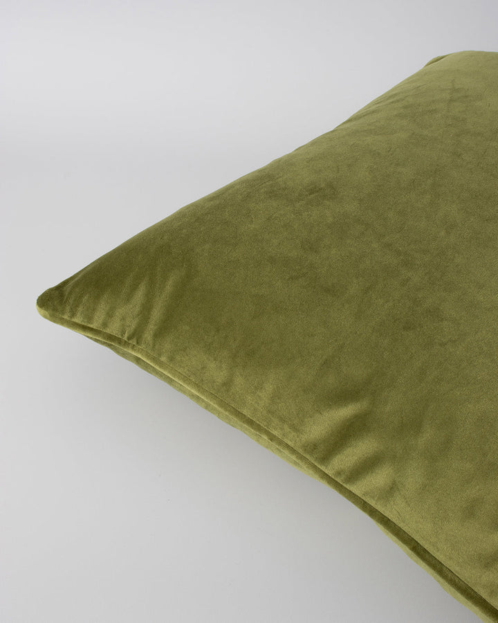 Quattro Cushion Create an alluring and sophisticated space with the sumptuous effect of velvet. Our easy-to-care-for Quattro adds a soft, luxurious addition to any space. Double-sided and featuring a piped edge, the Quattro is made from durable polyester