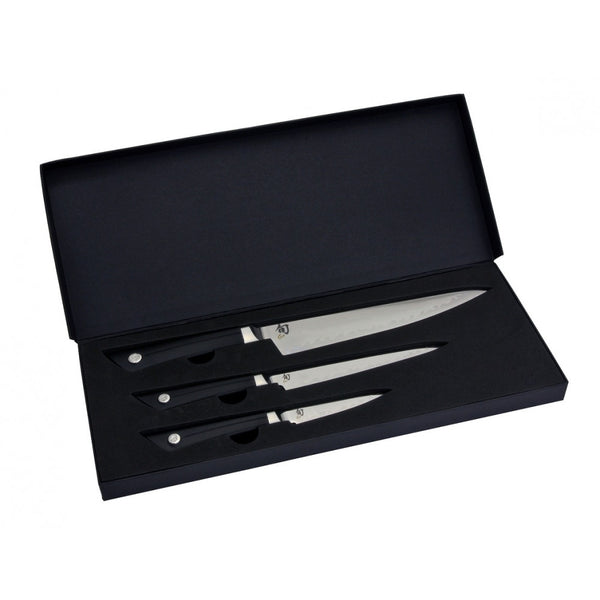 Buy online & save Shun Sora 3 Piece Knife Set |Shun |BEON.COM.AU Shun Sora Bread Knife 23cm Glide through freshly baked loaves of bread with the Shun Sora Bread Knife. High performance blades that is also easy to clean and maintain. The secure and comfortable grip as well as an exceptionally well balanced blade makes for incredible precision and control. Slici... Shun at BEON.COM.AU